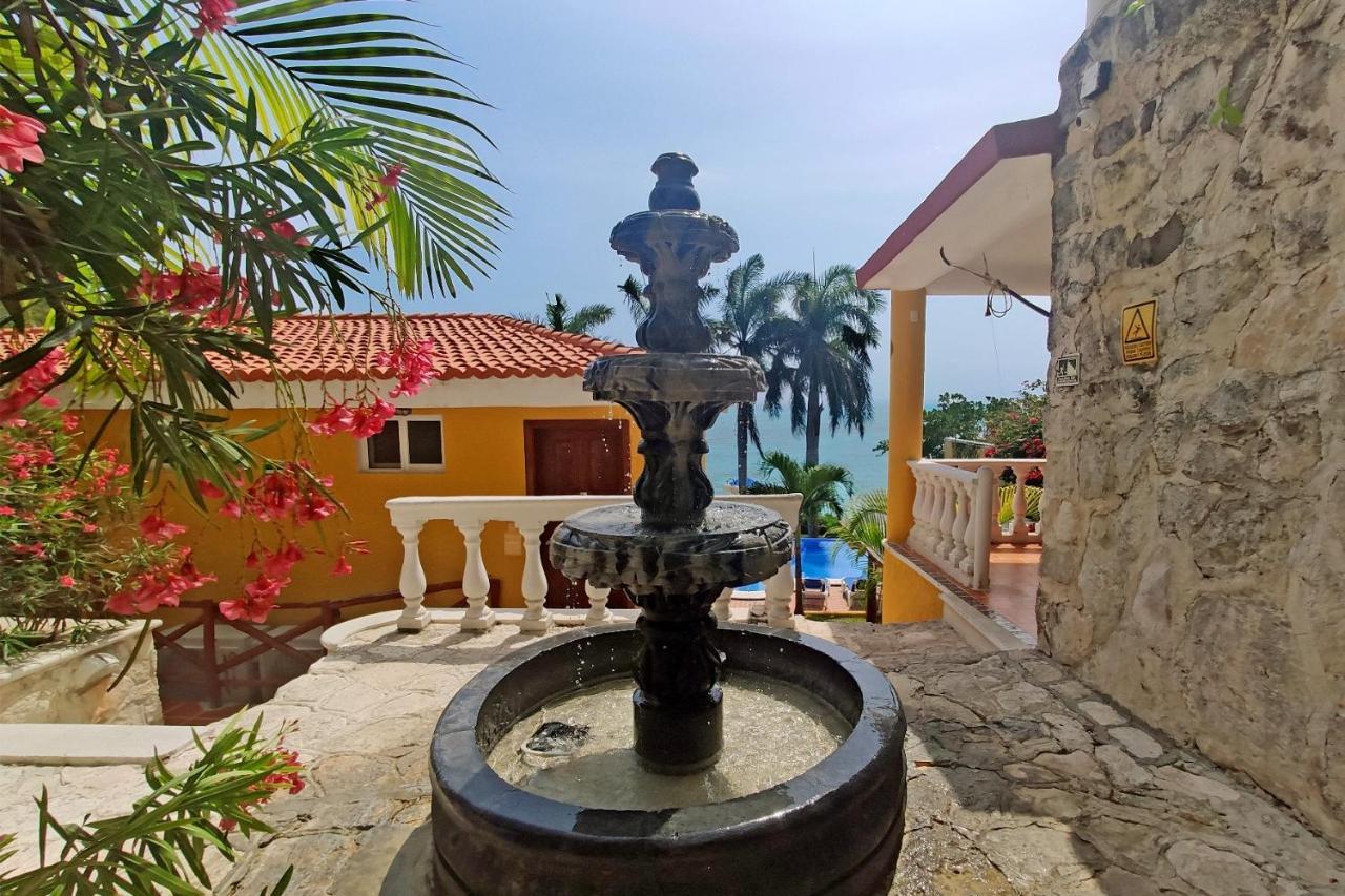 Hotel La Joya Isla Mujeres Dış mekan fotoğraf